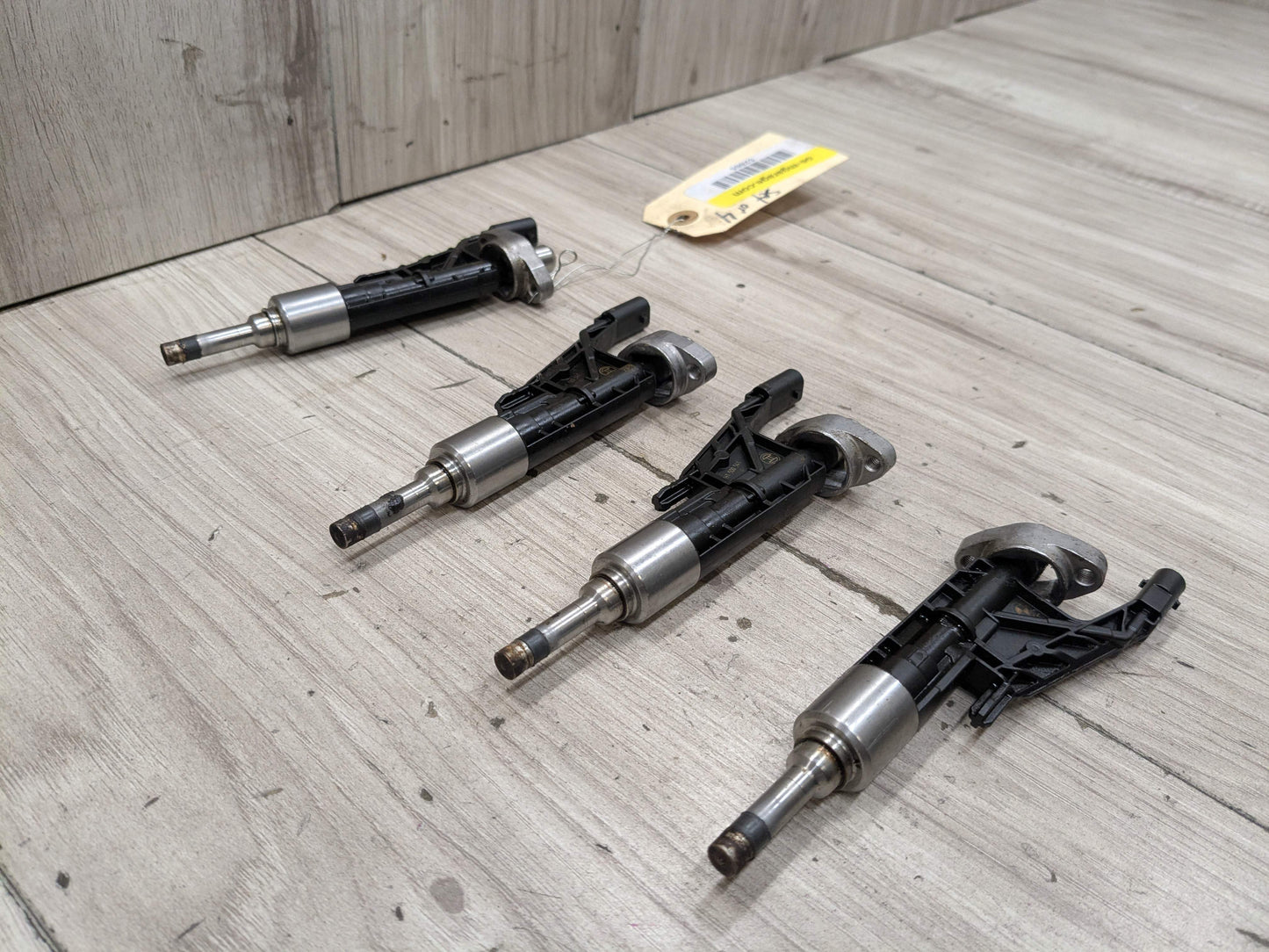 OEM BMW F30 F32 G01 G12 G20 G30 Engine B46 B58 High Pressure Fuel Injector SET