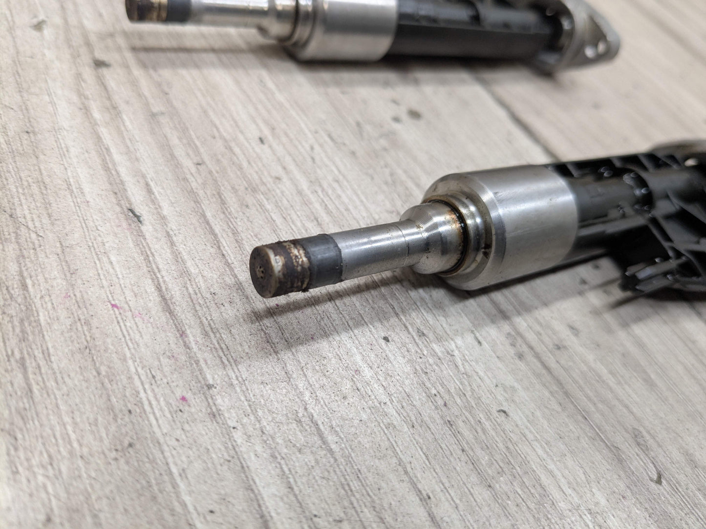 OEM BMW F30 F32 G01 G12 G20 G30 Engine B46 B58 High Pressure Fuel Injector SET