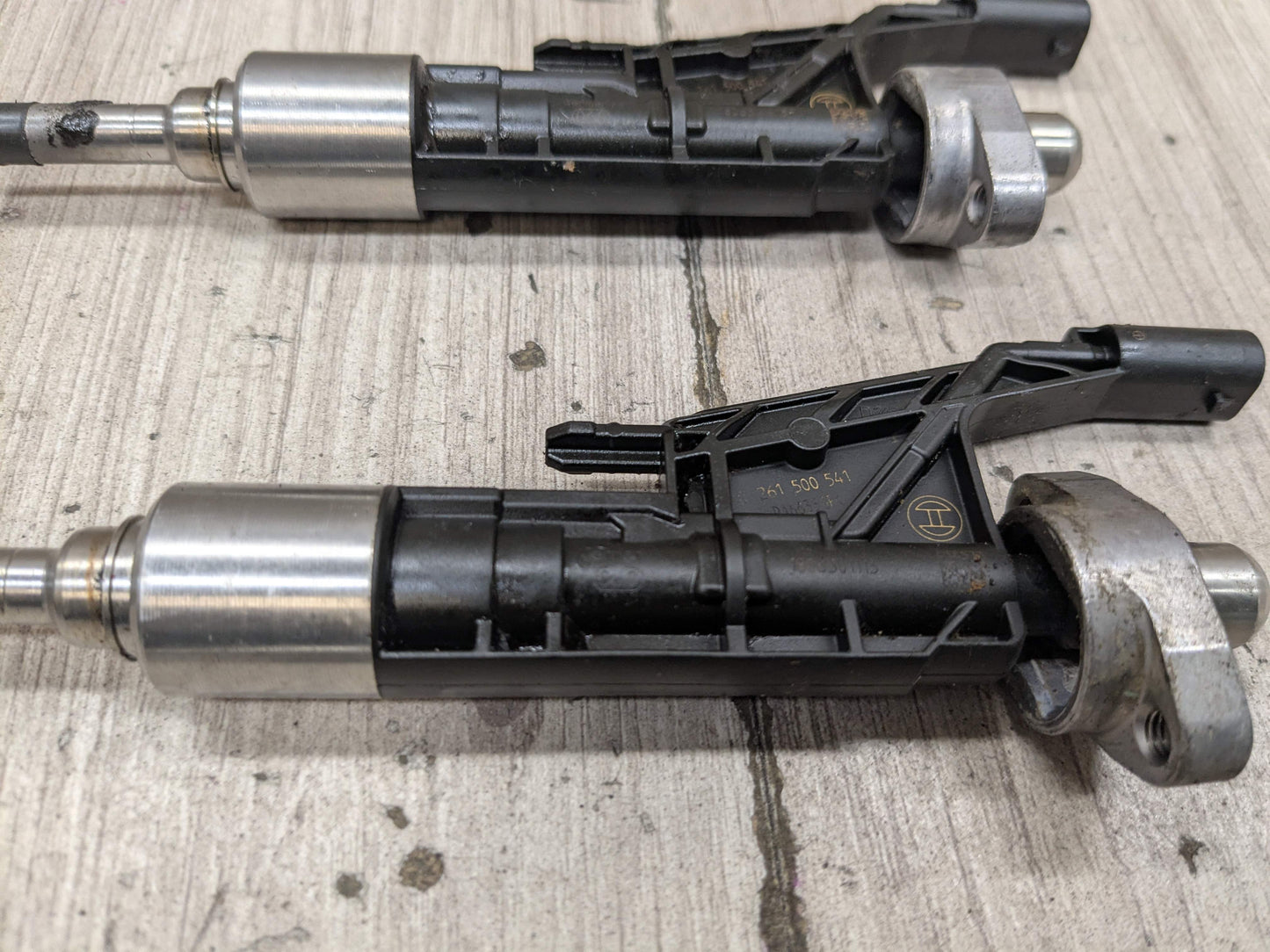 OEM BMW F30 F32 G01 G12 G20 G30 Engine B46 B58 High Pressure Fuel Injector SET