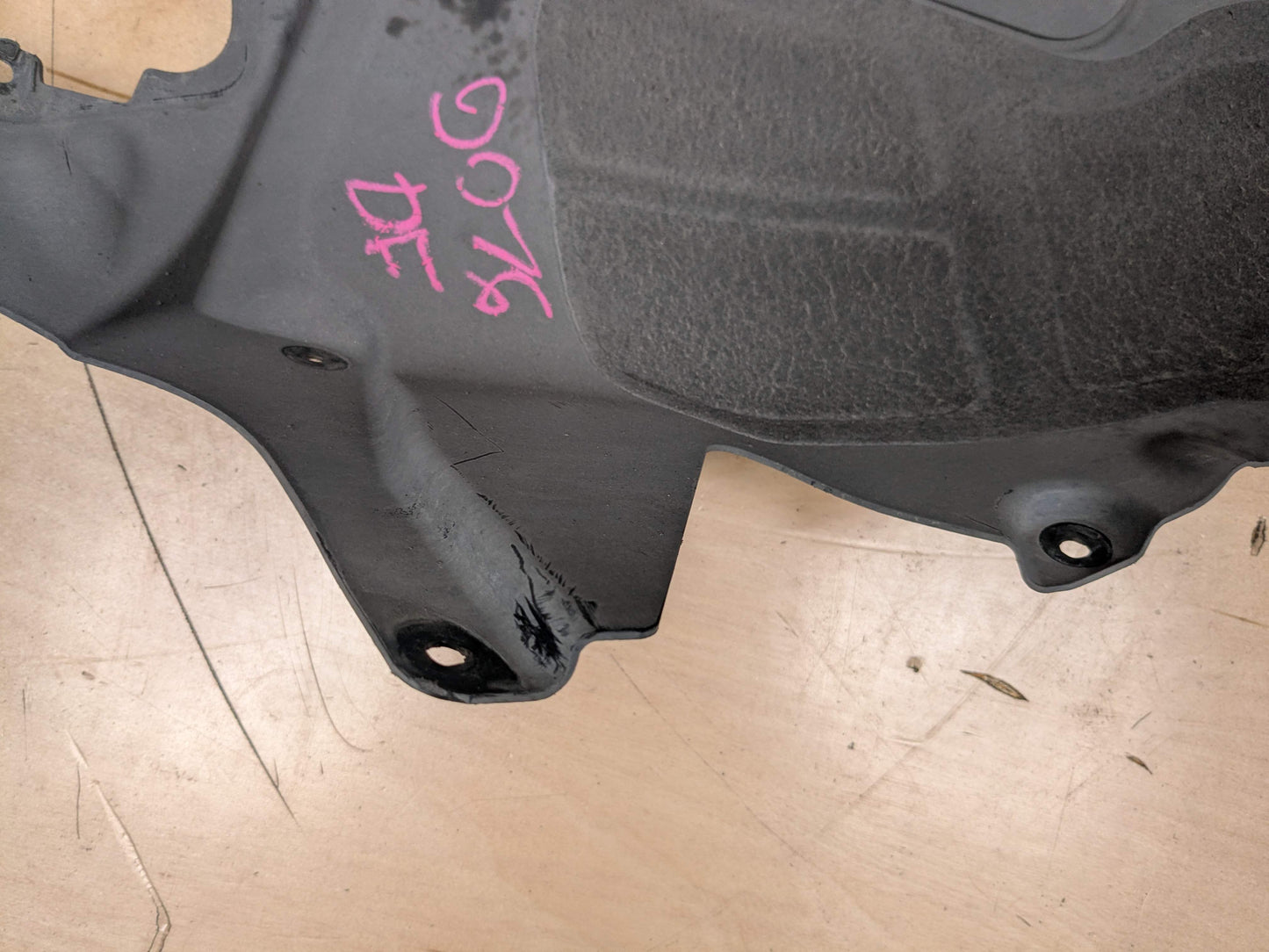 16-19 OEM BMW G11 G12 740 750 Front Left Driver Fender Liner Wheel Splash Shield