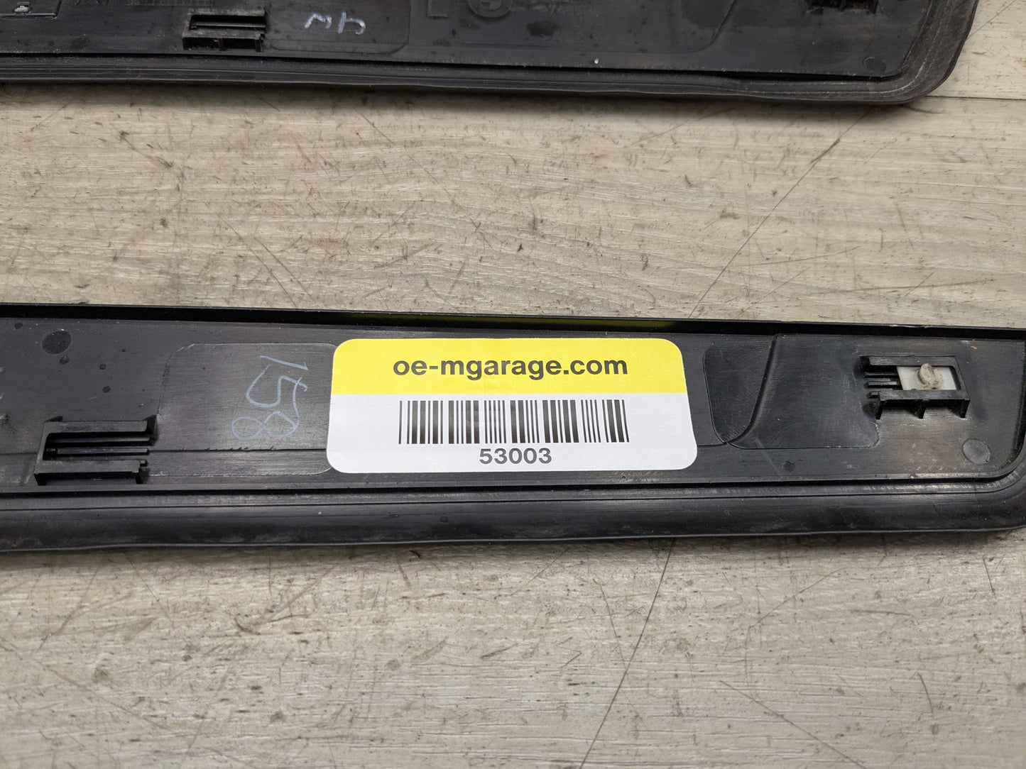 *OEM BMW Right Passenger Door Cover Trim Sill Kick Scuff Plate Trim PAIR
