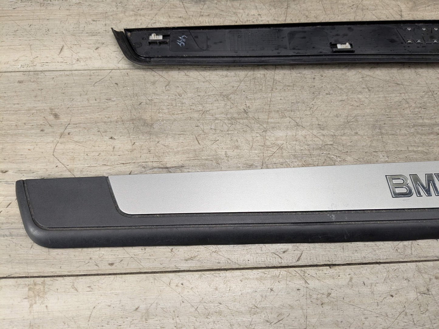 *OEM BMW Right Passenger Door Cover Trim Sill Kick Scuff Plate Trim PAIR