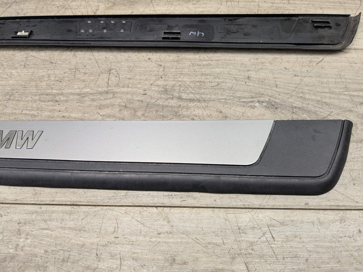 *OEM BMW Right Passenger Door Cover Trim Sill Kick Scuff Plate Trim PAIR