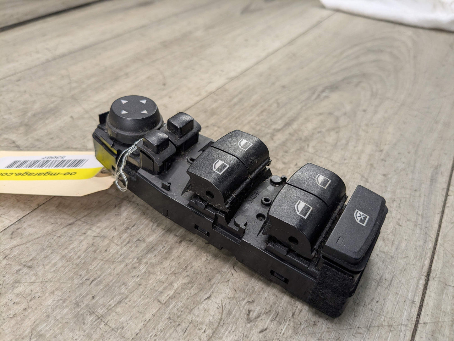 OEM BMW F15 F16 F85 X5 X6 Front Left Driver Master Window Glass Lifter Switch