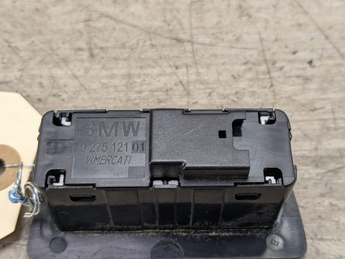 OEM BMW F02 F10 F15 F48 F90 G01 G20 G30 G80 X3 Rear Trunk Lid Center Lock Switch