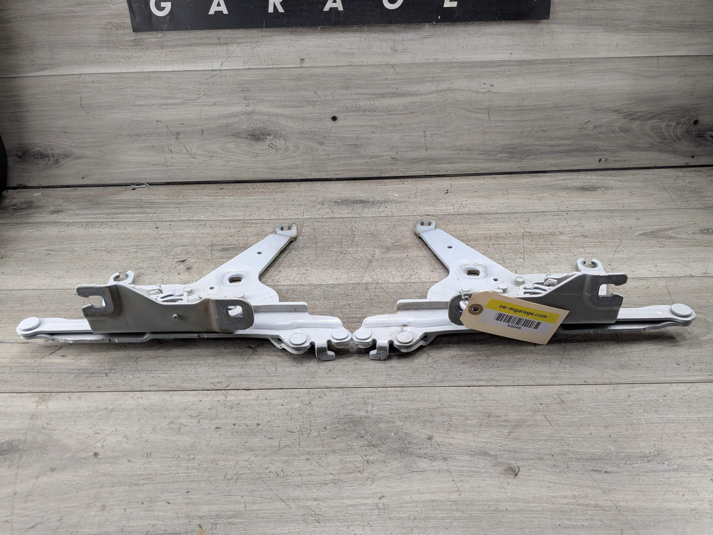 OEM BMW F15 F16 F85 X5 X6 Left Right Hood Hinge Support Bracket Brace SET