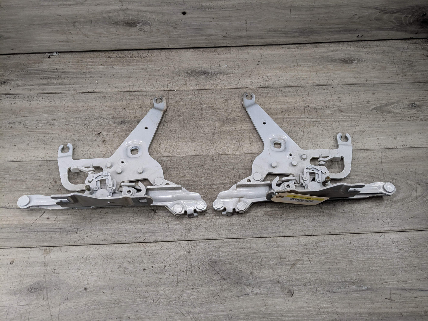 OEM BMW F15 F16 F85 X5 X6 Left Right Hood Hinge Support Bracket Brace SET