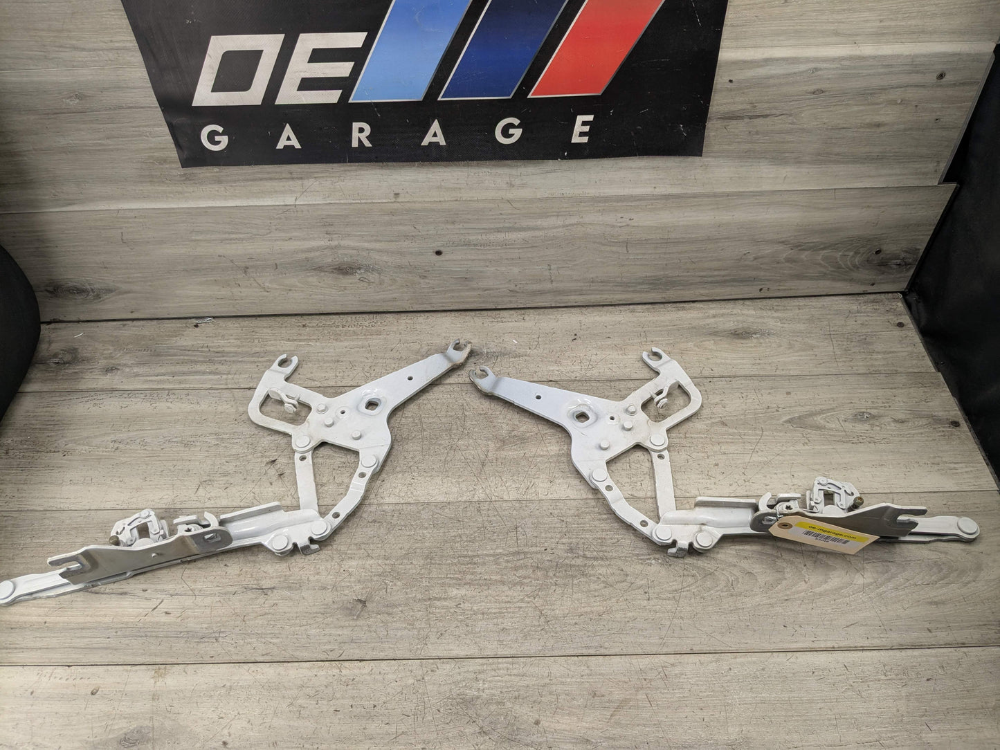 OEM BMW F15 F16 F85 X5 X6 Left Right Hood Hinge Support Bracket Brace SET