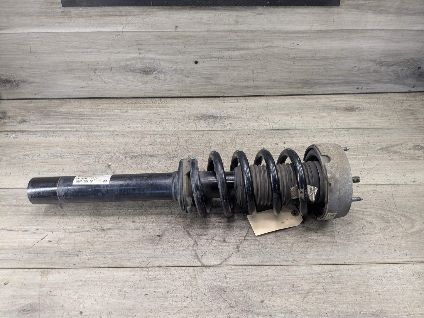 OEM BMW F15 F16 X5 X6 35iX 35dX FRONT Left Driver Strut Shock Absorber Spring