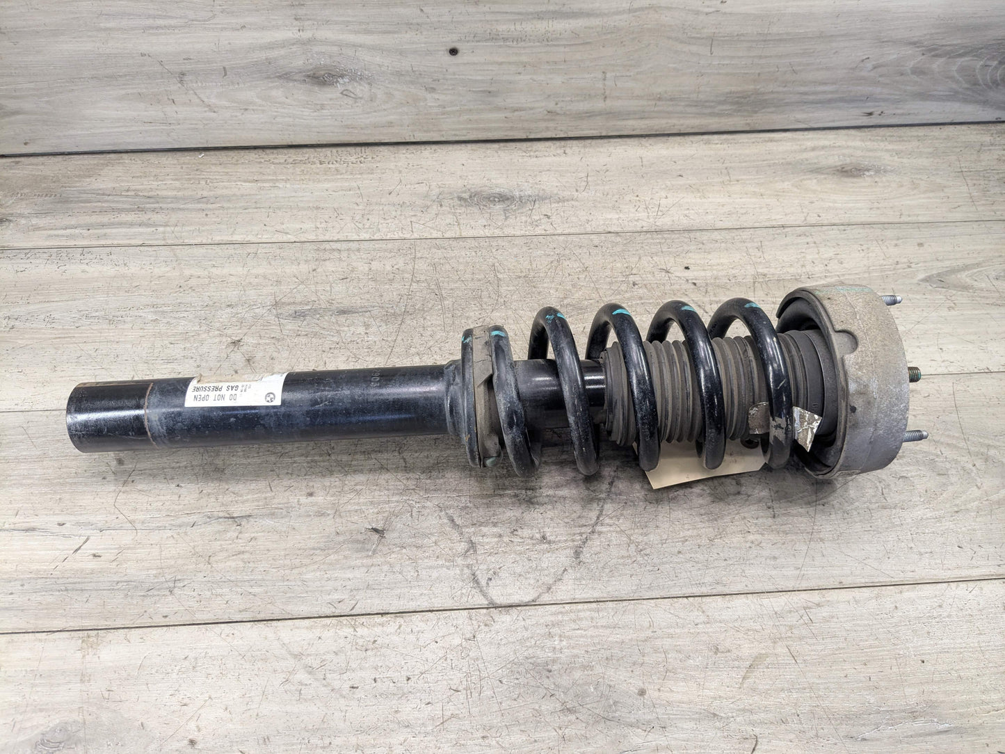 OEM BMW F15 F16 X5 X6 35iX 35dX FRONT Left Driver Strut Shock Absorber Spring