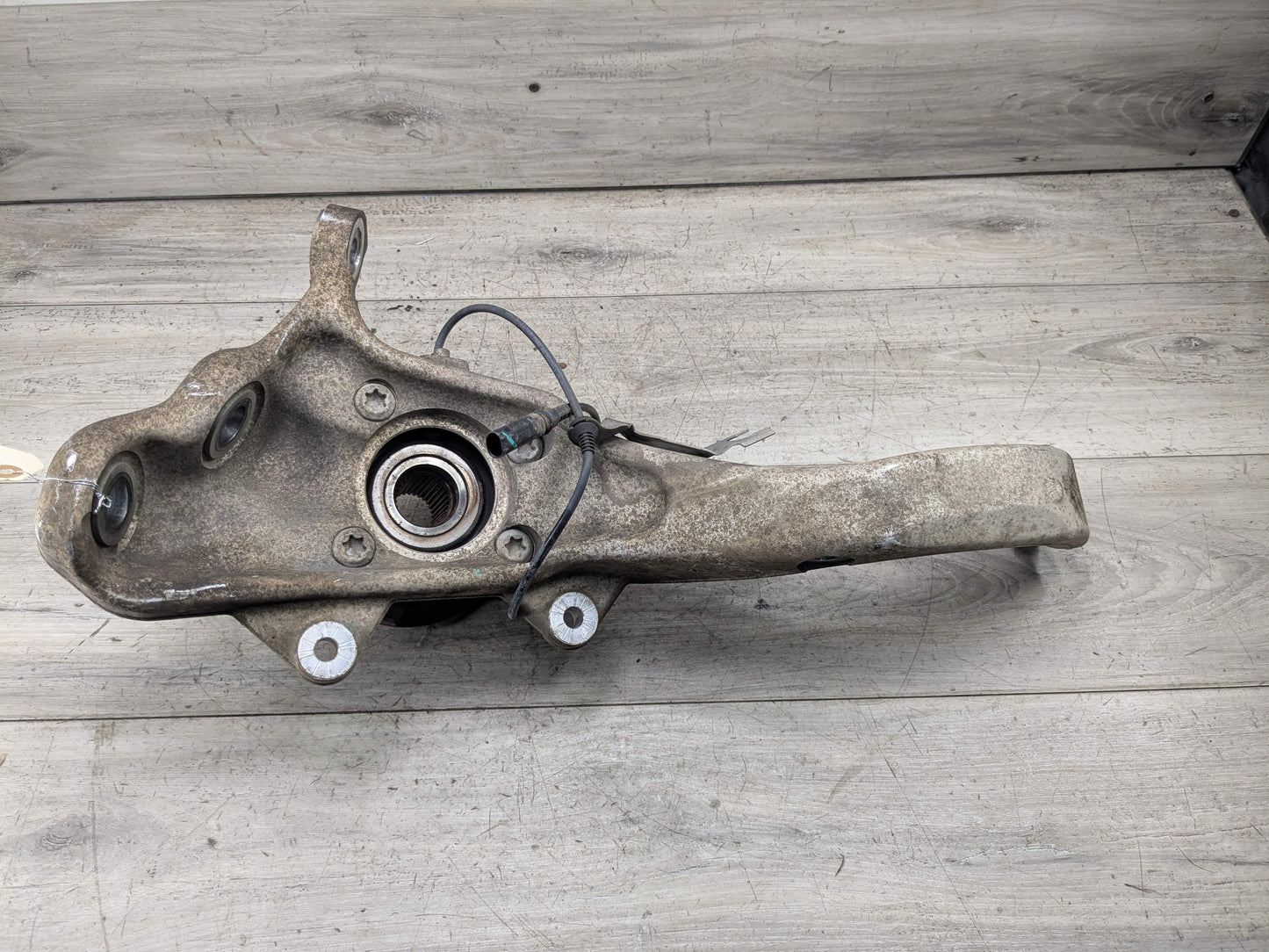 OEM BMW E70 F15 F16 X5 X6 Front Right Passenger Spindle Hub Knuckle Bearing