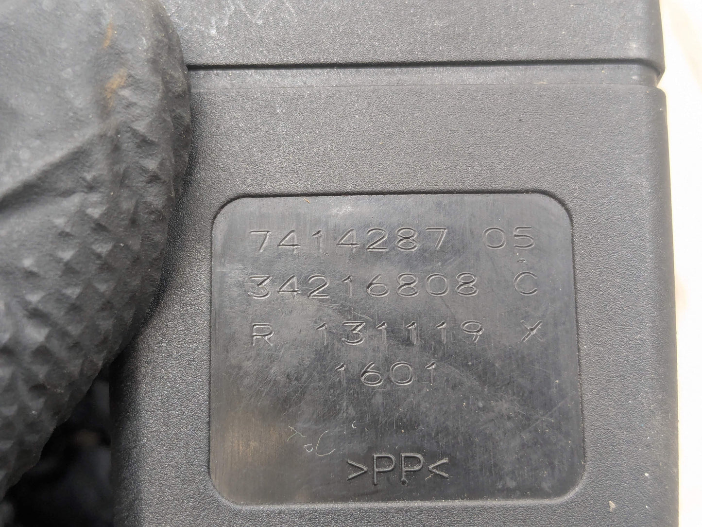OEM BMW G01 G02 F97 F98 X3 X4 REAR Left Driver Side SeatBelt Seat Belt Buckle