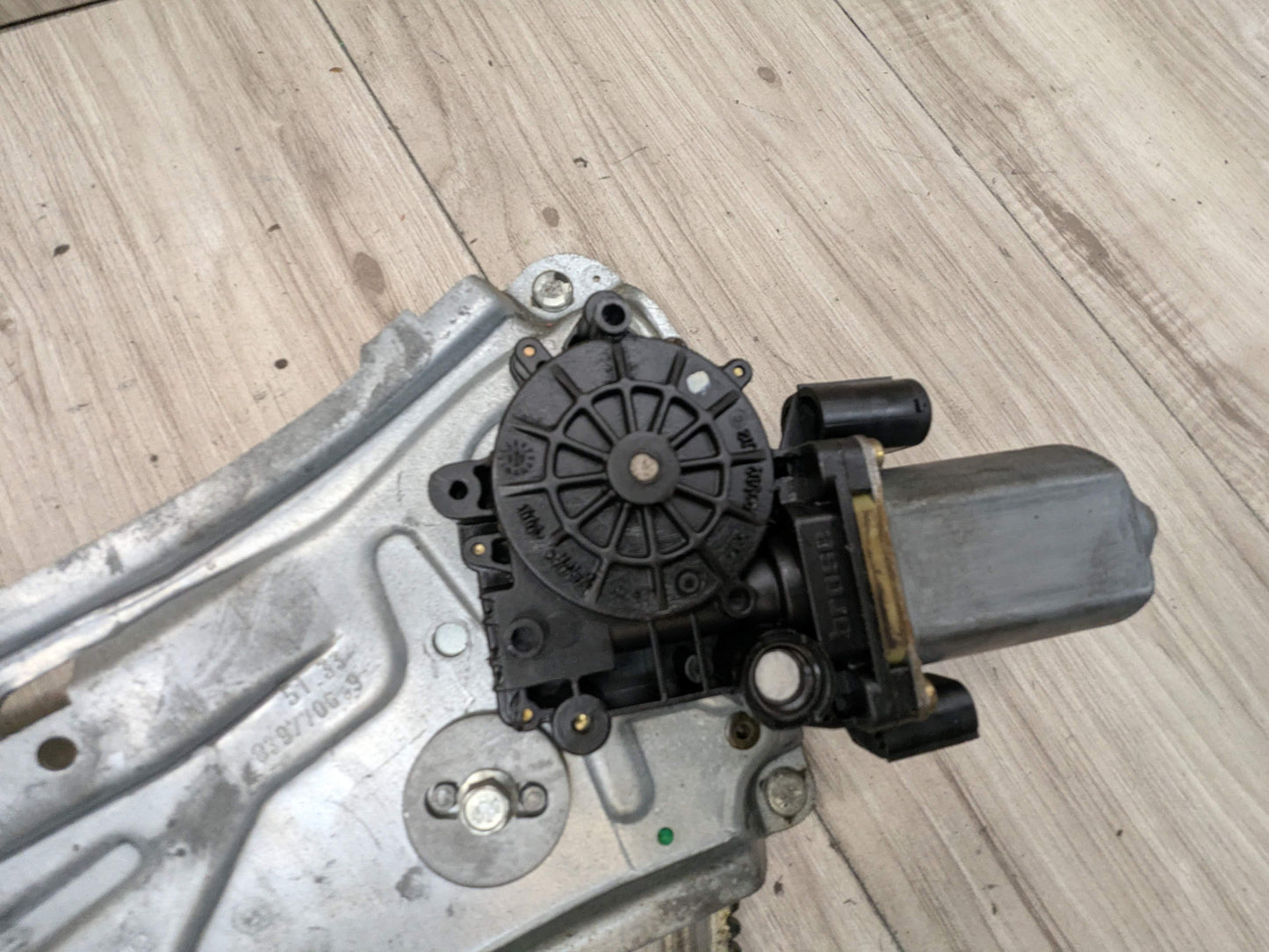 96-02 OEM BMW E36 Z3 Left Right Driver Passenger Door Window Regulator Motor