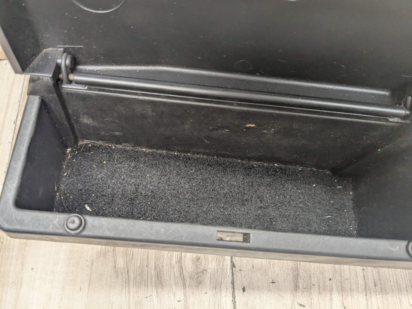 96-02 OEM BMW E36 Z3 Roadster Center Console Armrest Cupholder w/ Valet Insert