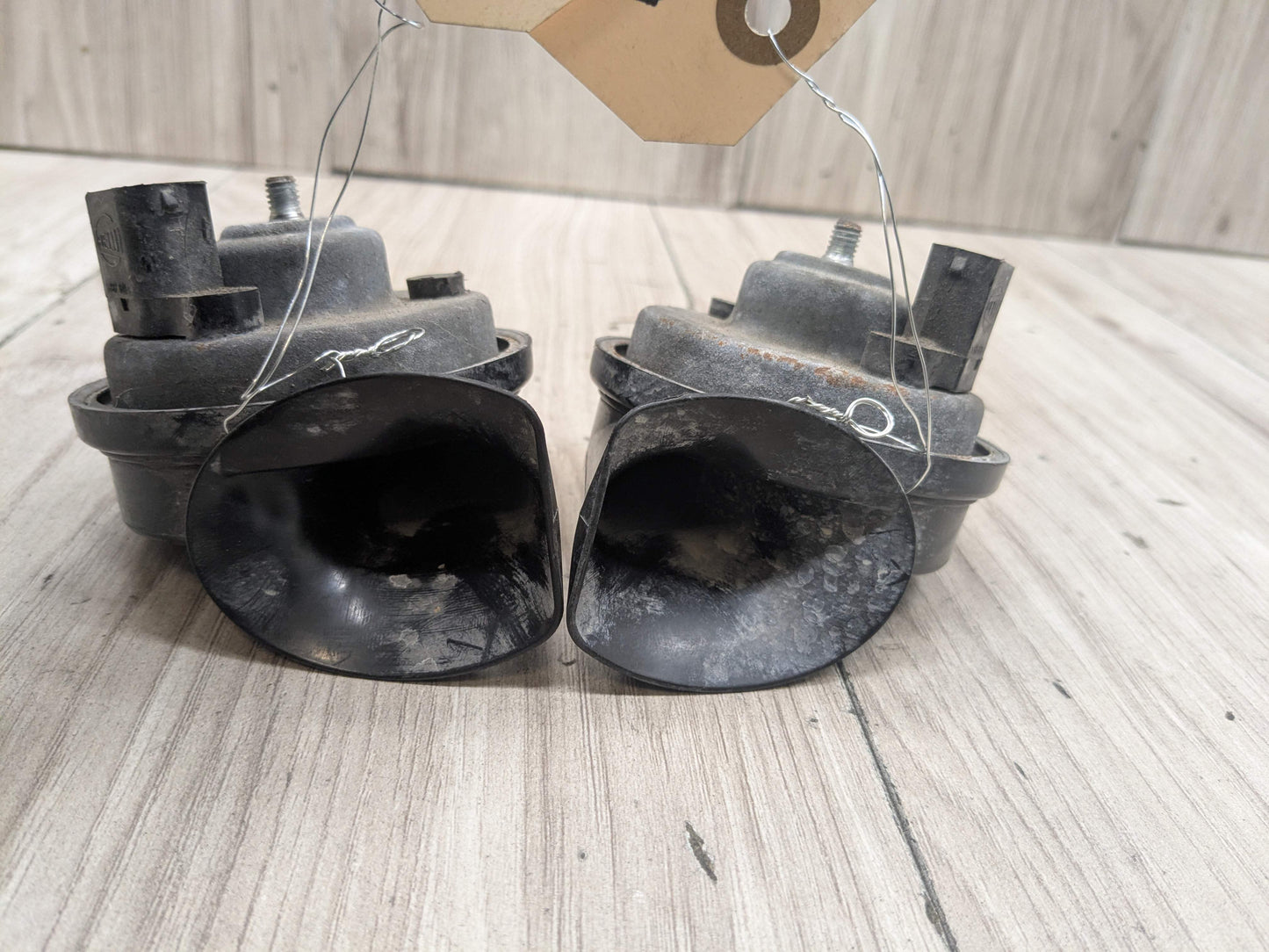 96-02 OEM BMW E36 Z3 Horn High Low Tone Pitch Signal PAIR