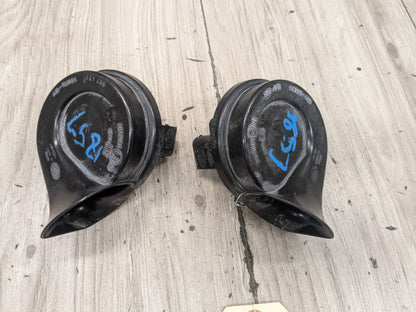 96-02 OEM BMW E36 Z3 Horn High Low Tone Pitch Signal PAIR