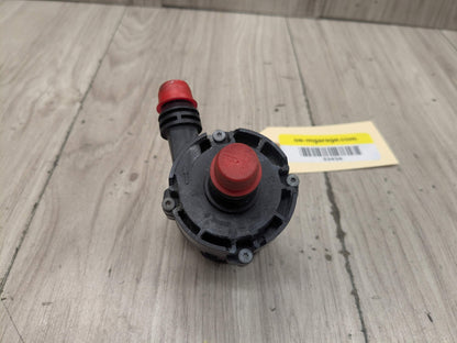 16-19 OEM BMW G11 G12 G30 M550 750 M760 Auxiliary Electric Coolant Water Pump