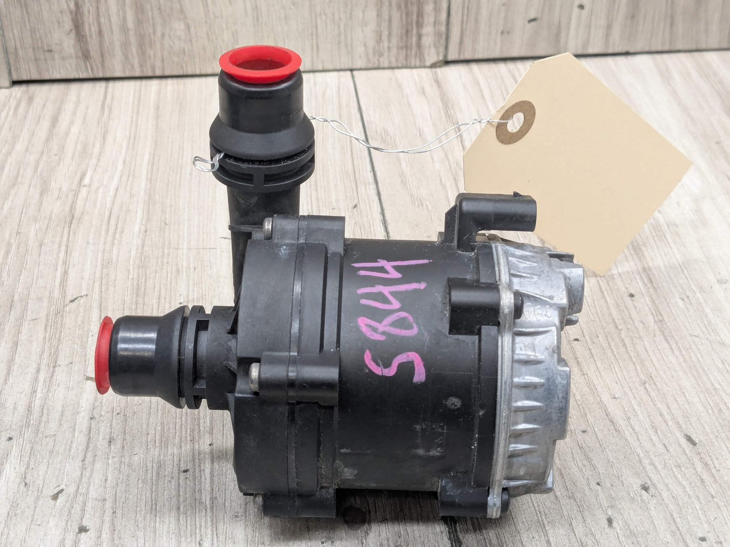 16-24 OEM BMW F90 G11 G12 G30 M5 Engine Electric Auxiliary Water Coolant Pump