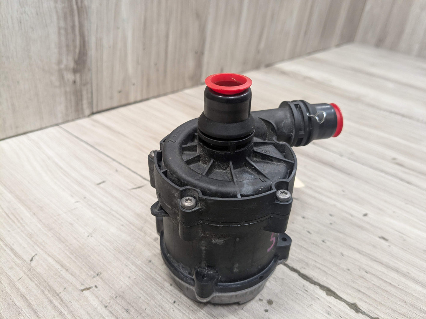 16-24 OEM BMW F90 G11 G12 G30 M5 Engine Electric Auxiliary Water Coolant Pump