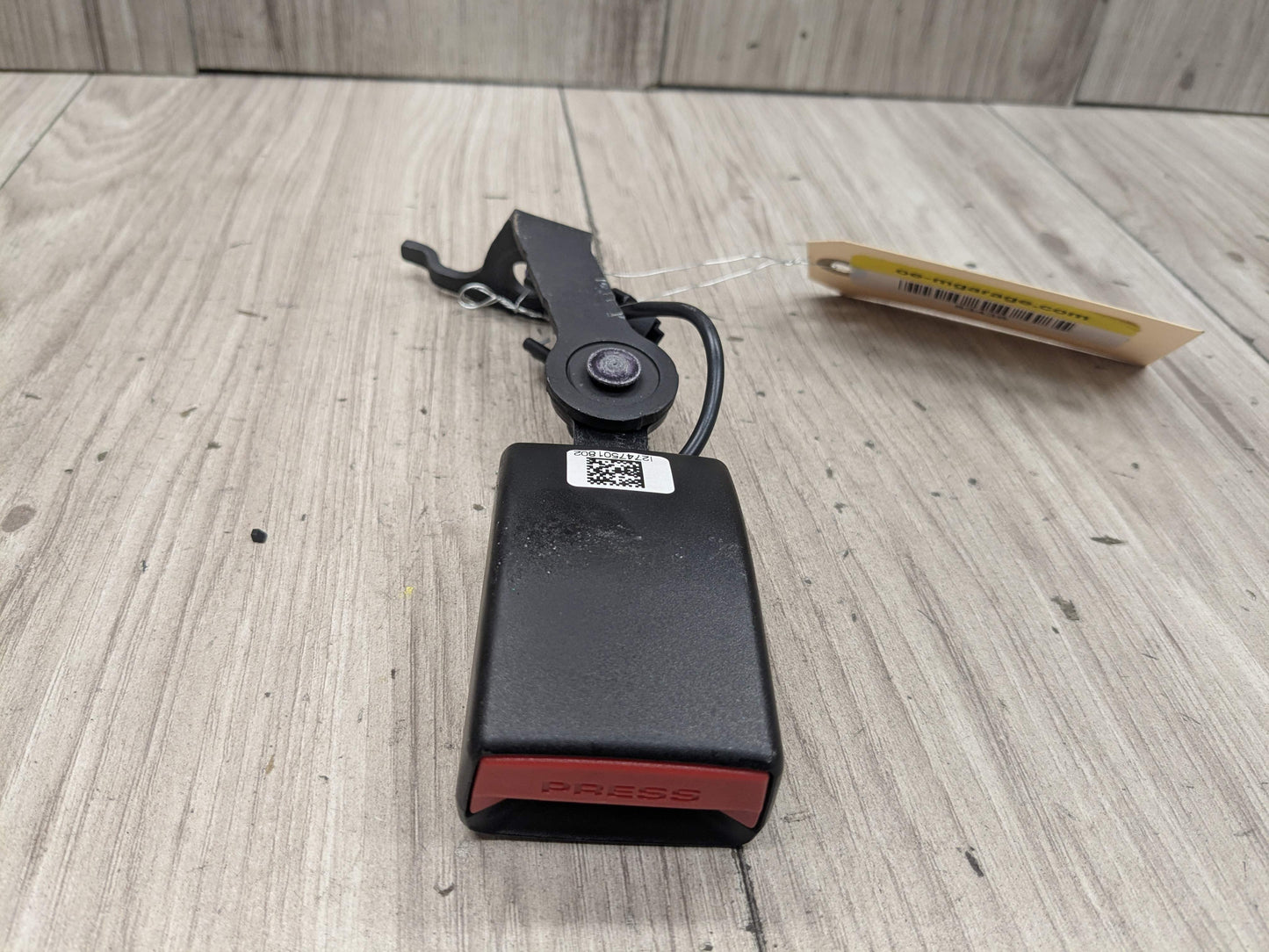 OEM BMW F90 M5 G30 530 540 M550 Rear Right Passenger Seatbelt Seat Belt Buckle
