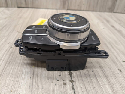 OEM BMW F90 G01 G02 G30 X3 M5 iDrive Navigation Controller Knob NBT NAV Button
