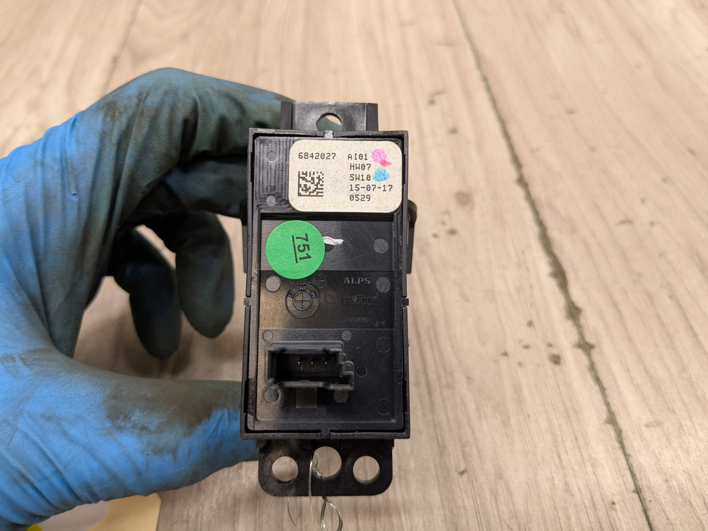 OEM BMW F90 M5 G01 G02 G30 530 540 M550 X3 Parking Brake Auto Hold Switch BLACK