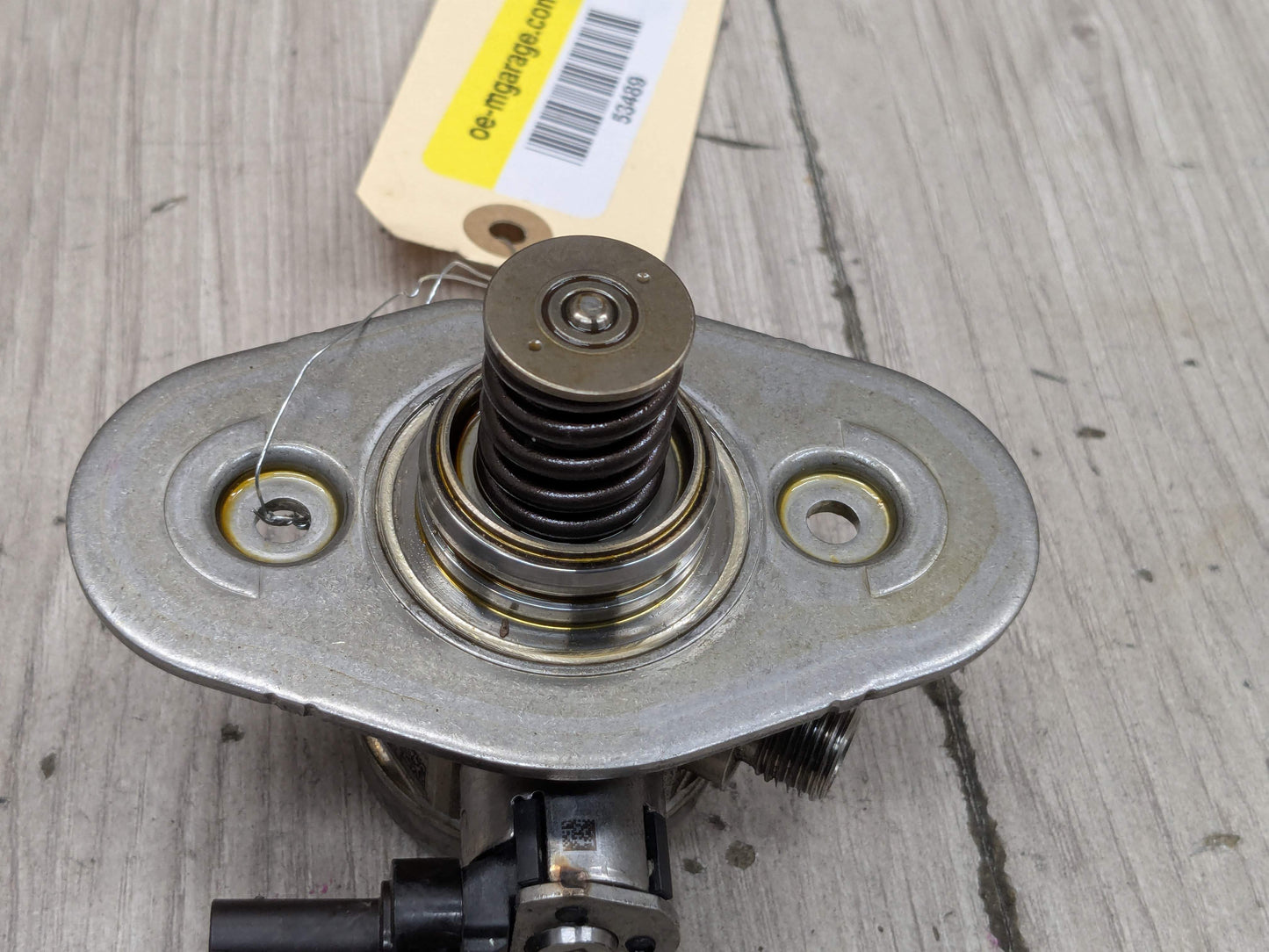 16-20 OEM BMW G11 G12 750 G30 M550 Engine N63R HPFP High Pressure Fuel Pump 1-4
