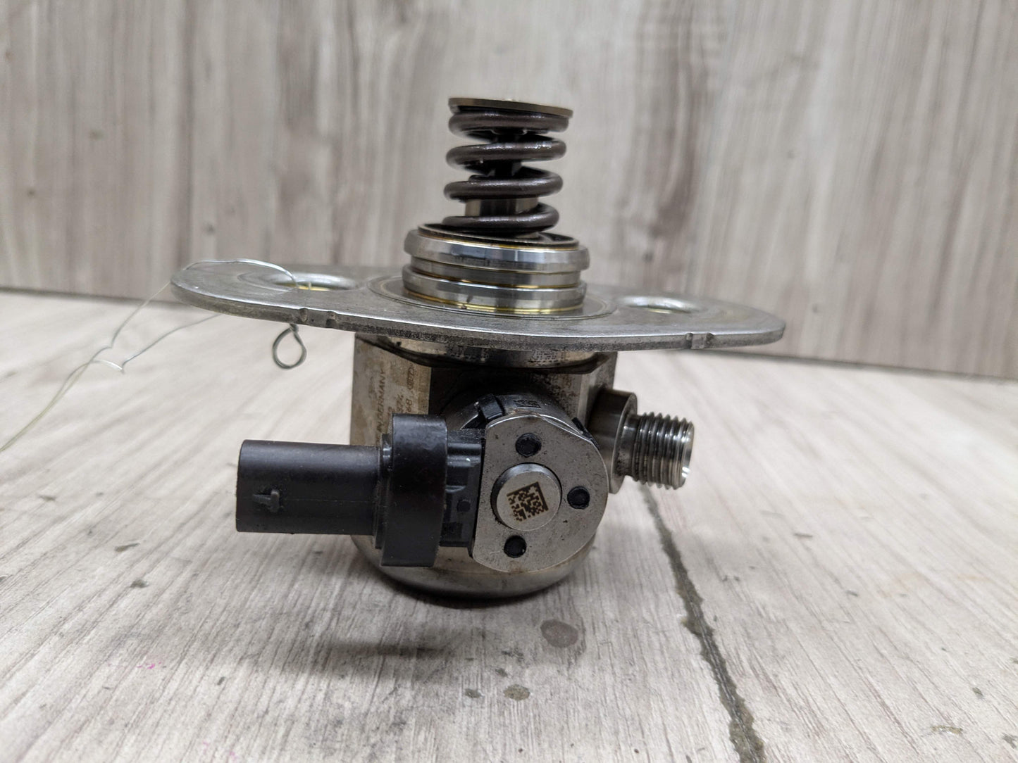 16-20 OEM BMW G11 G12 750 G30 M550 Engine N63R HPFP High Pressure Fuel Pump 1-4