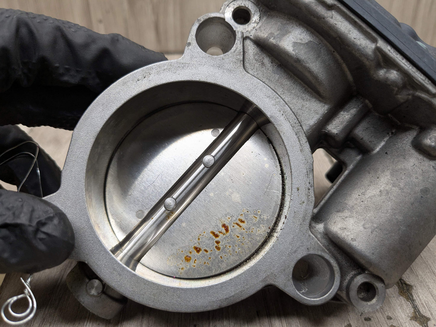 OEM BMW F39 F44 F48 F90 G05 G12 750 G30 M550 M8 Engine B46 N63 S63 Throttle Body