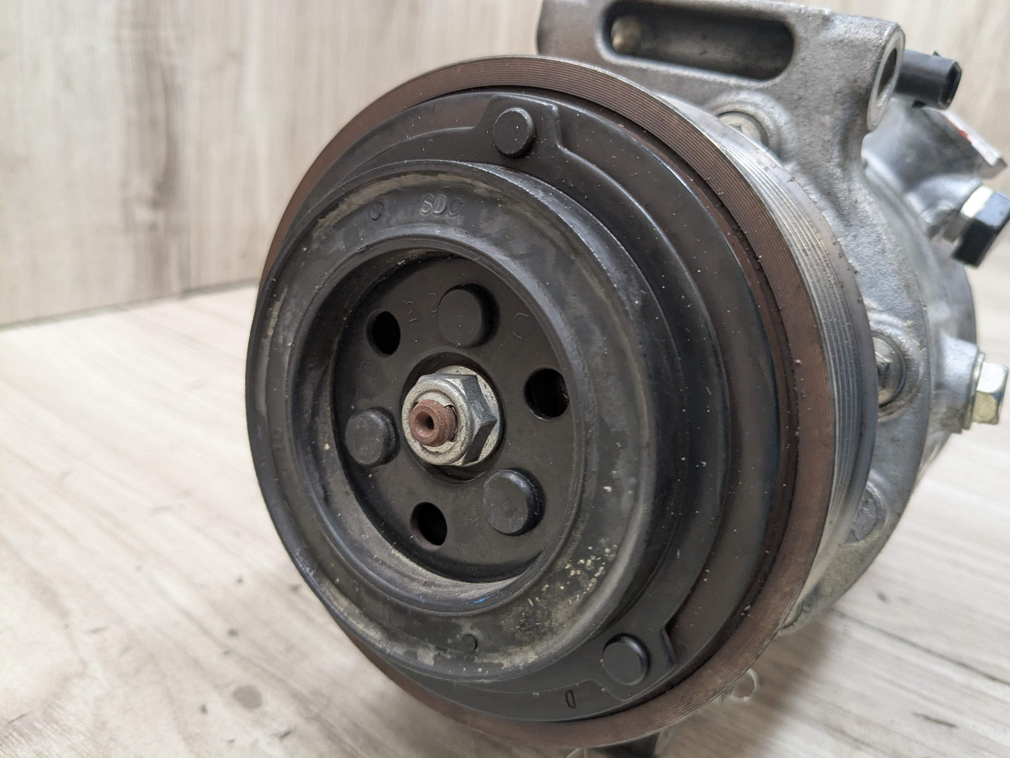 OEM BMW F90 F93 G05 G07 G12 G16 G30 AC Compressor Clutch Pump W/ Pulley N63 S63