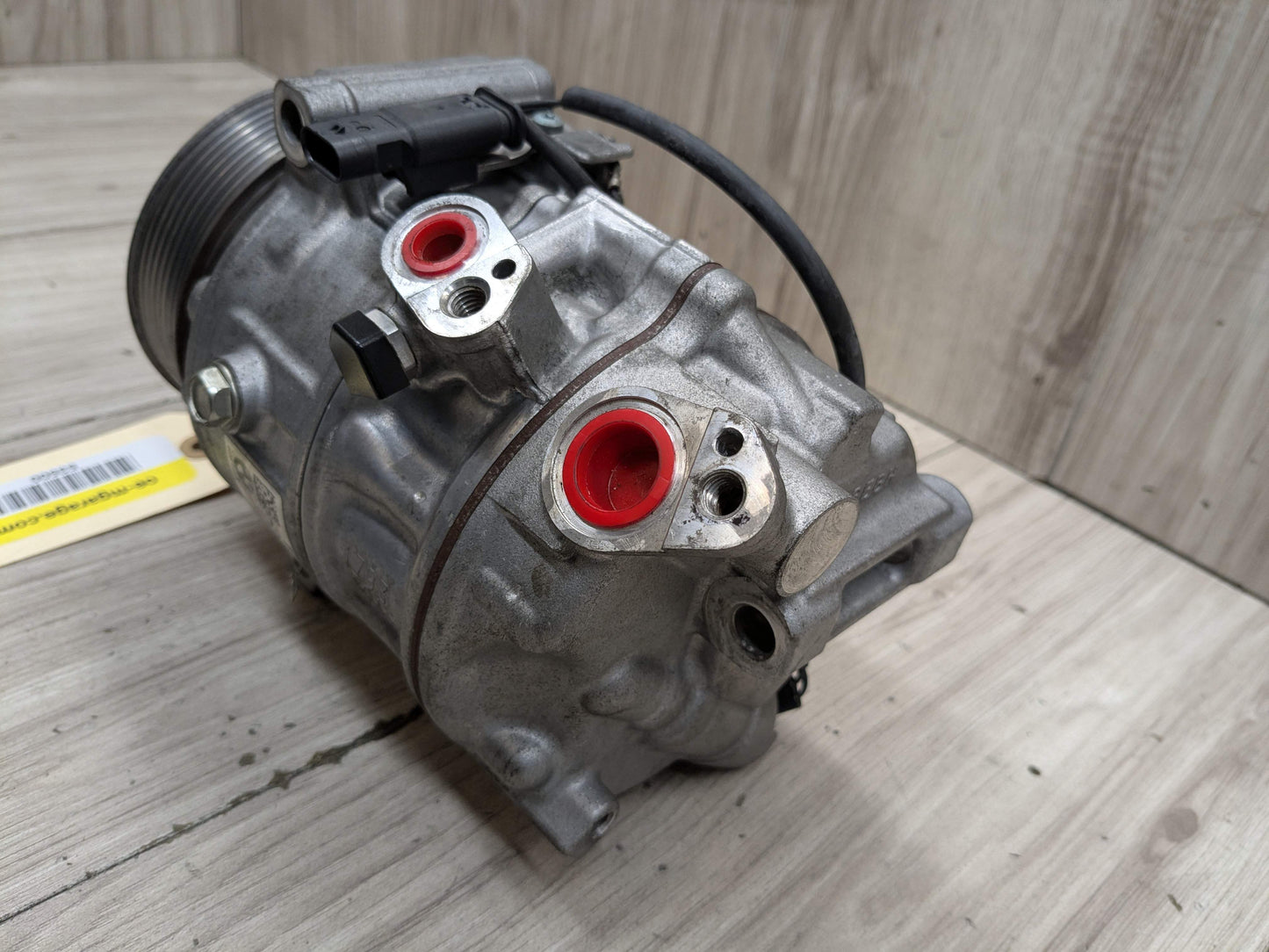 OEM BMW F90 F93 G05 G07 G12 G16 G30 AC Compressor Clutch Pump W/ Pulley N63 S63