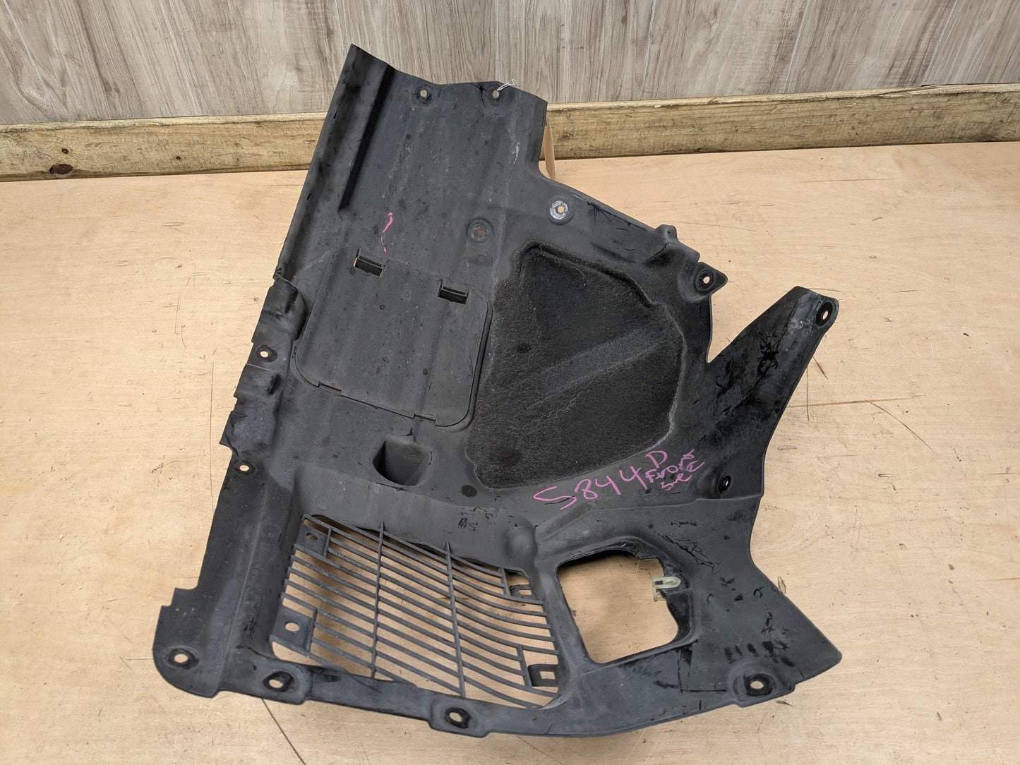 17-23 OEM BMW G30 530 540 M550 Left Driver Fender Liner Wheel Splash Shield