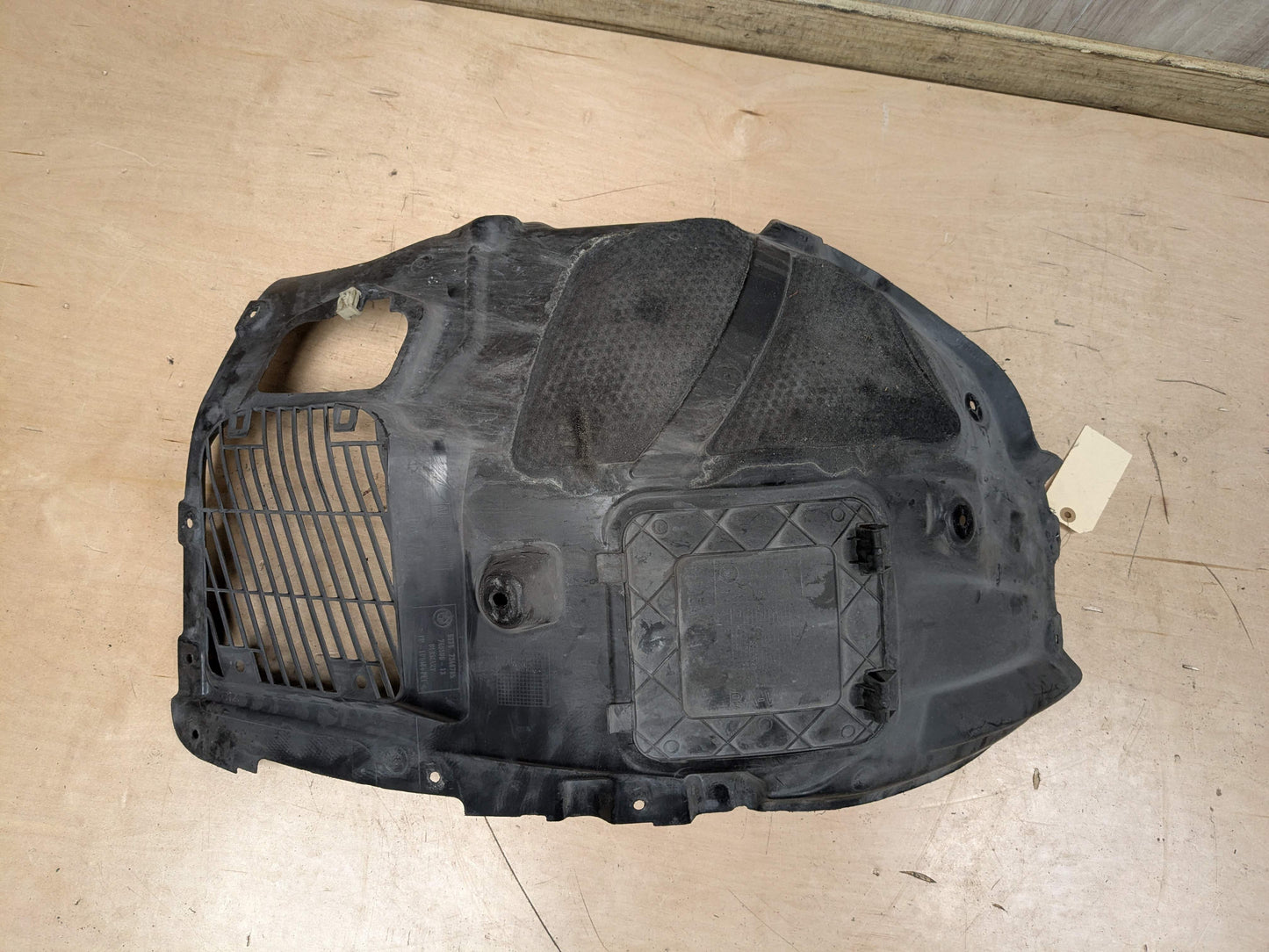 17-23 OEM BMW G30 530 540 M550 Left Driver Fender Liner Wheel Splash Shield