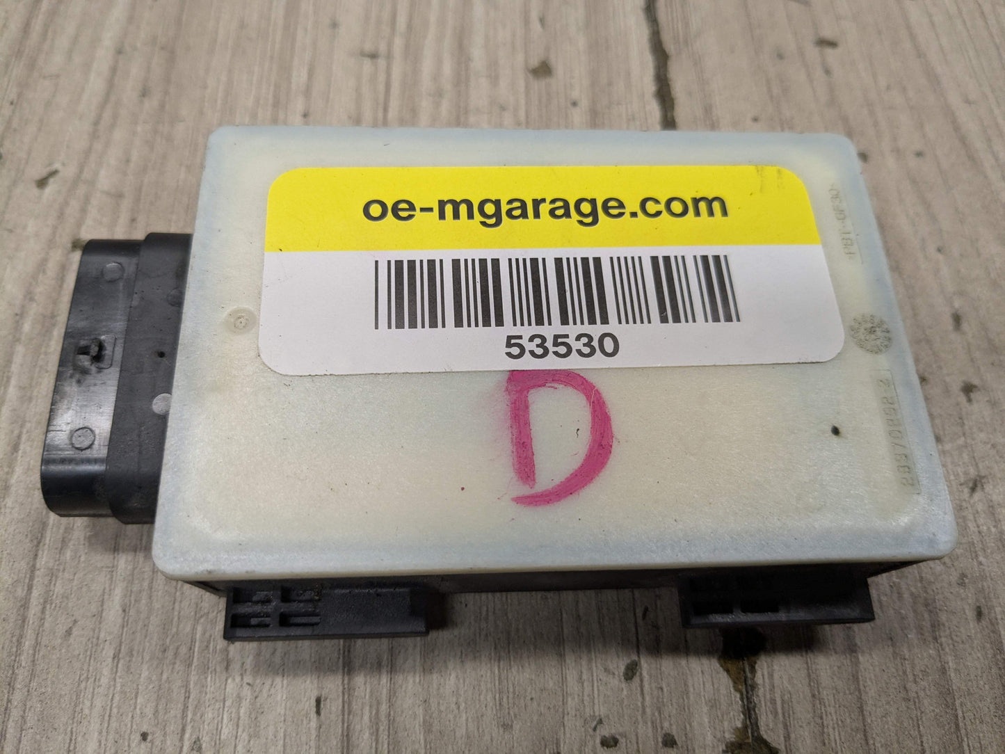OEM BMW F90 G12 G30 740 750 530 540 M550 M5 Blind Spot Sensor Radar Module