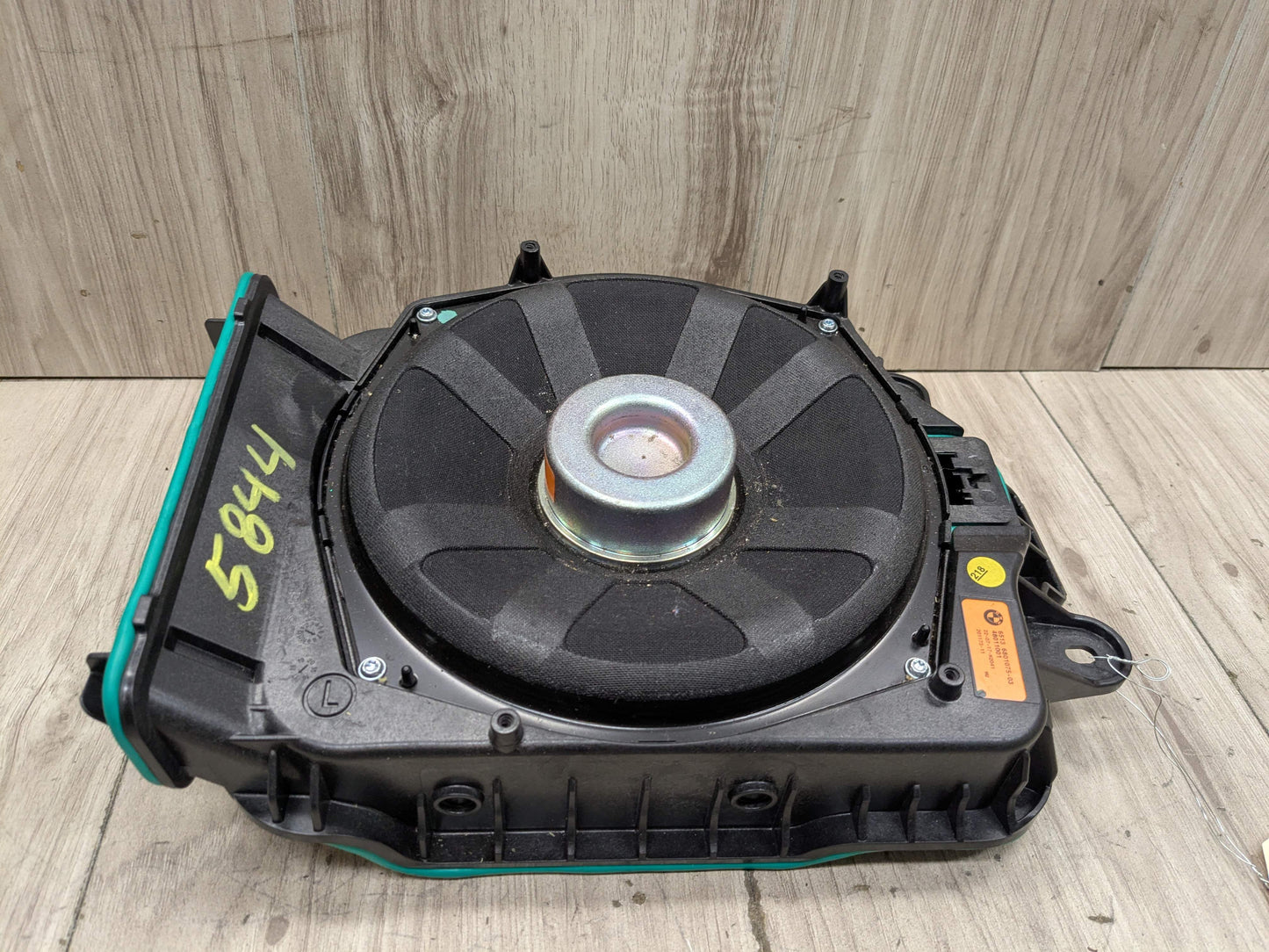 16-19 OEM BMW G30 G12 F90 Front Left Sub Subwoofer Audio Speaker Harman Kardon