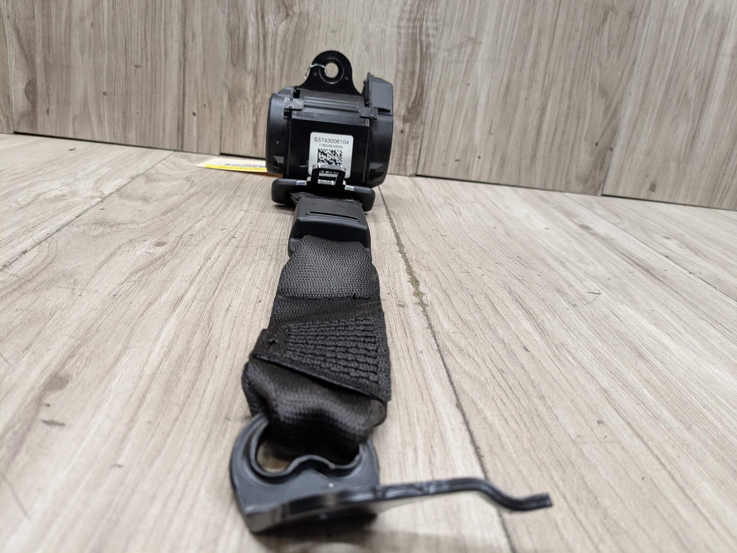OEM BMW F90 M5 G30 530 540 Rear Center Middle Upper Seatbelt Seat Belt Retractor