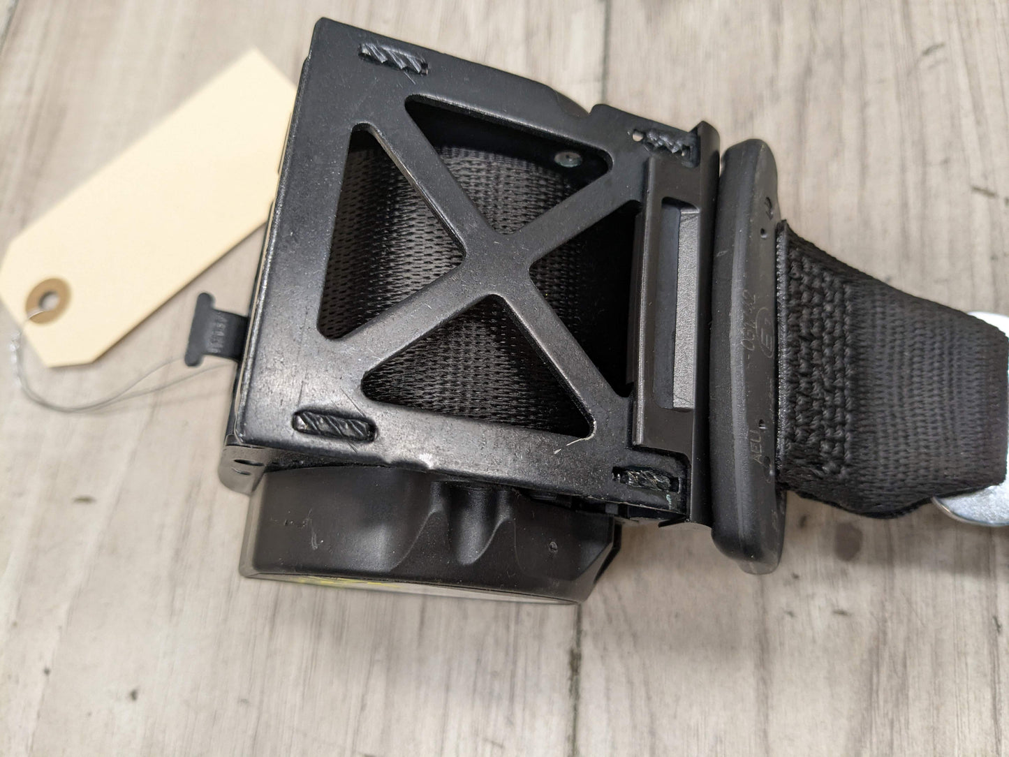 OEM BMW F90 M5 G30 530 540 Rear Center Middle Upper Seatbelt Seat Belt Retractor