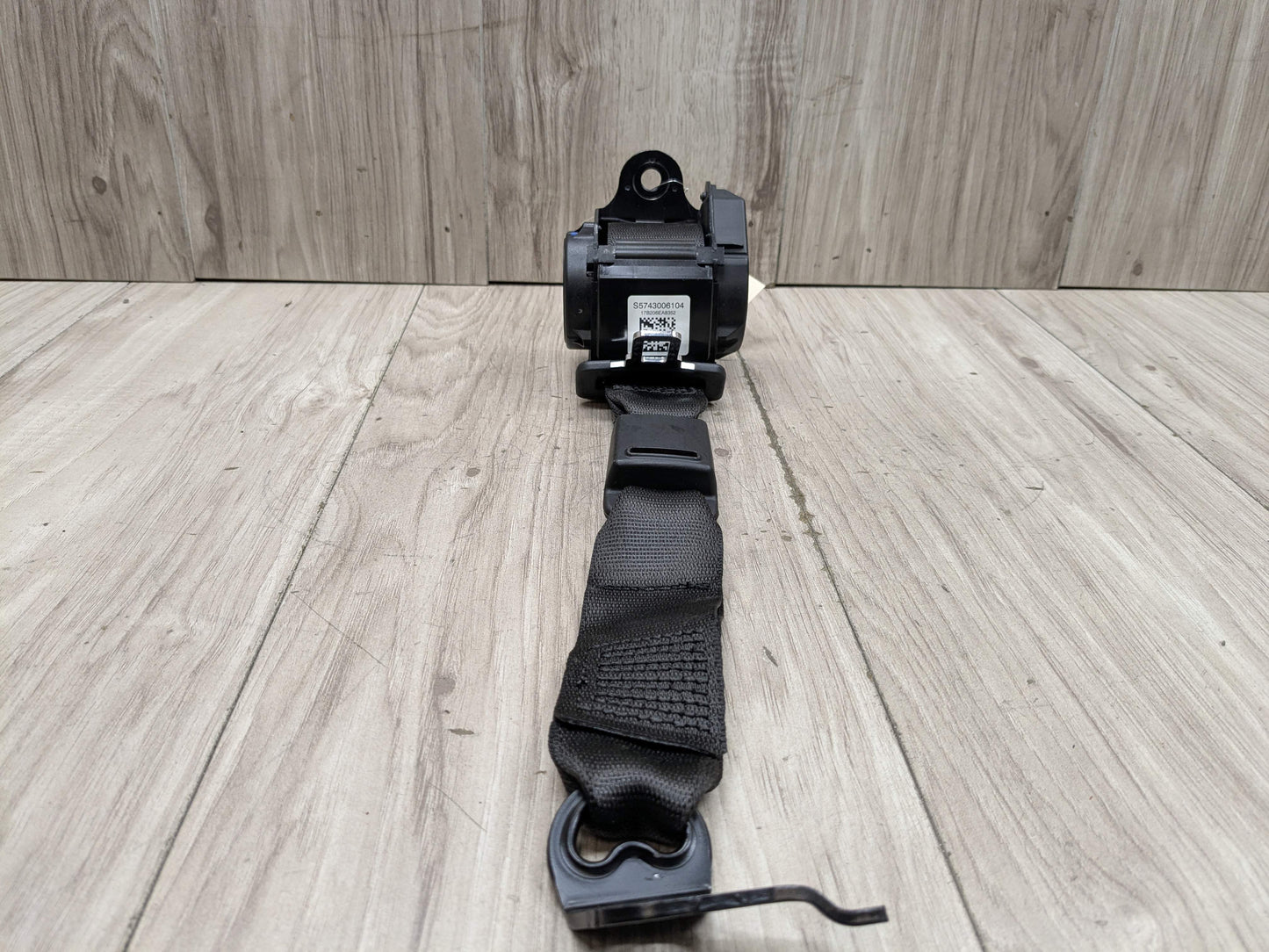 OEM BMW F90 M5 G30 530 540 Rear Center Middle Upper Seatbelt Seat Belt Retractor