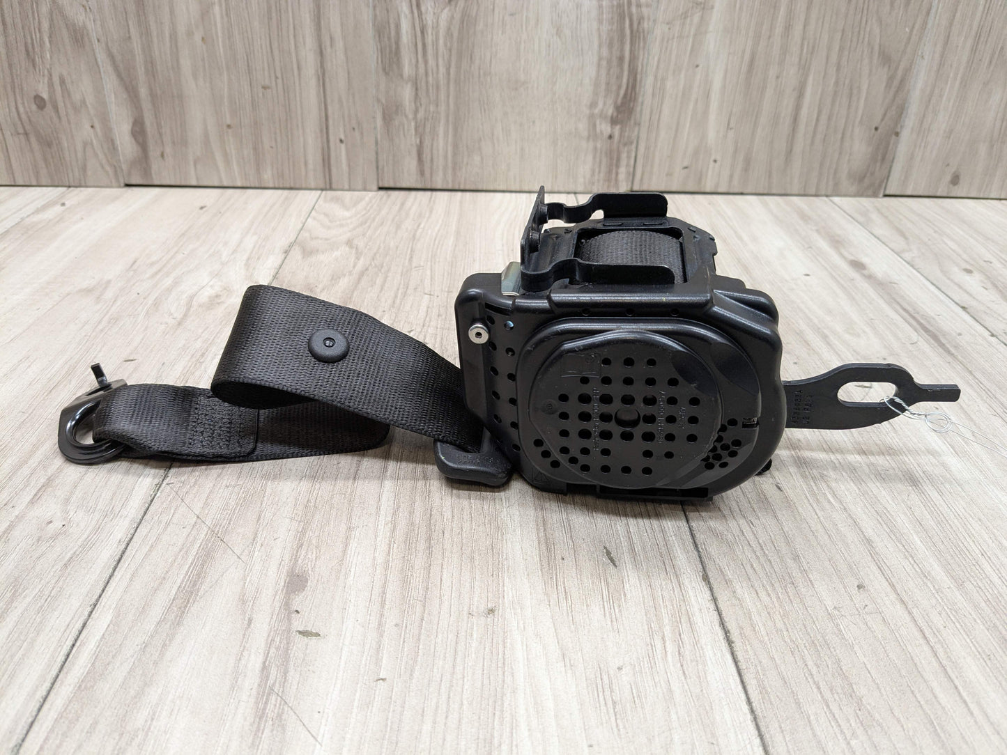 OEM BMW F90 M5 G30 530 540 Rear Left Right Upper Seatbelt Seat Belt Retractor