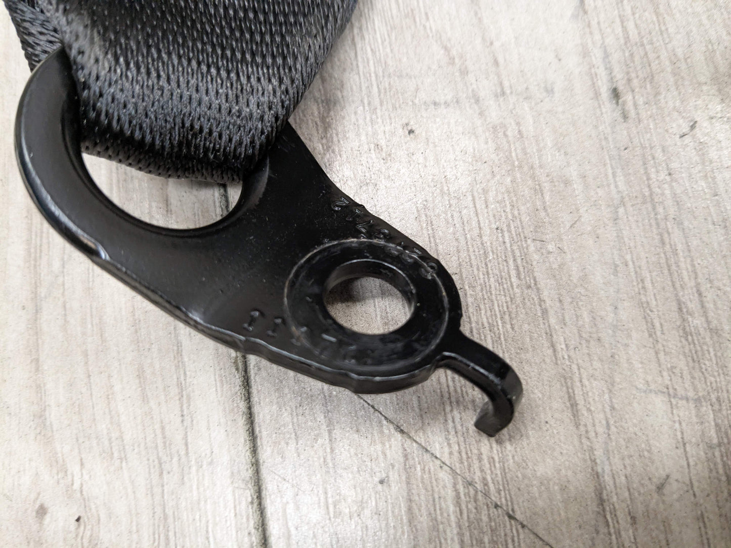 OEM BMW F90 M5 G30 530 540 Rear Left Right Upper Seatbelt Seat Belt Retractor