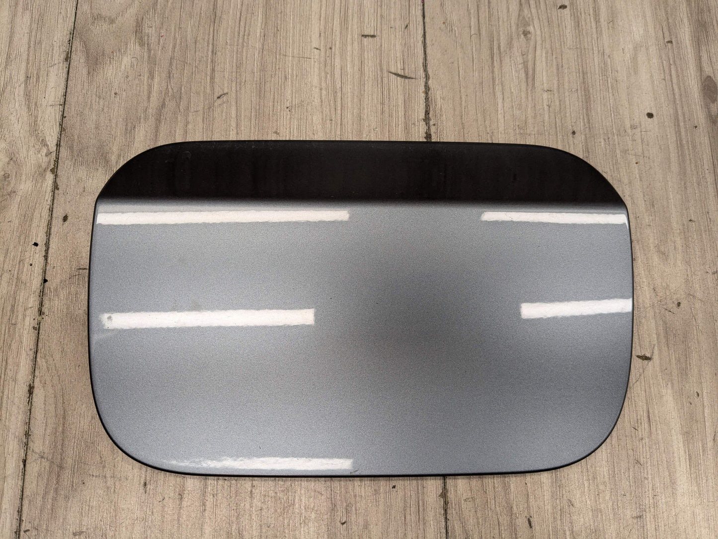 17-23 OEM BMW F90 G30 530 540 M550 M5 Fuel Gas Tank Flap Lid Cover