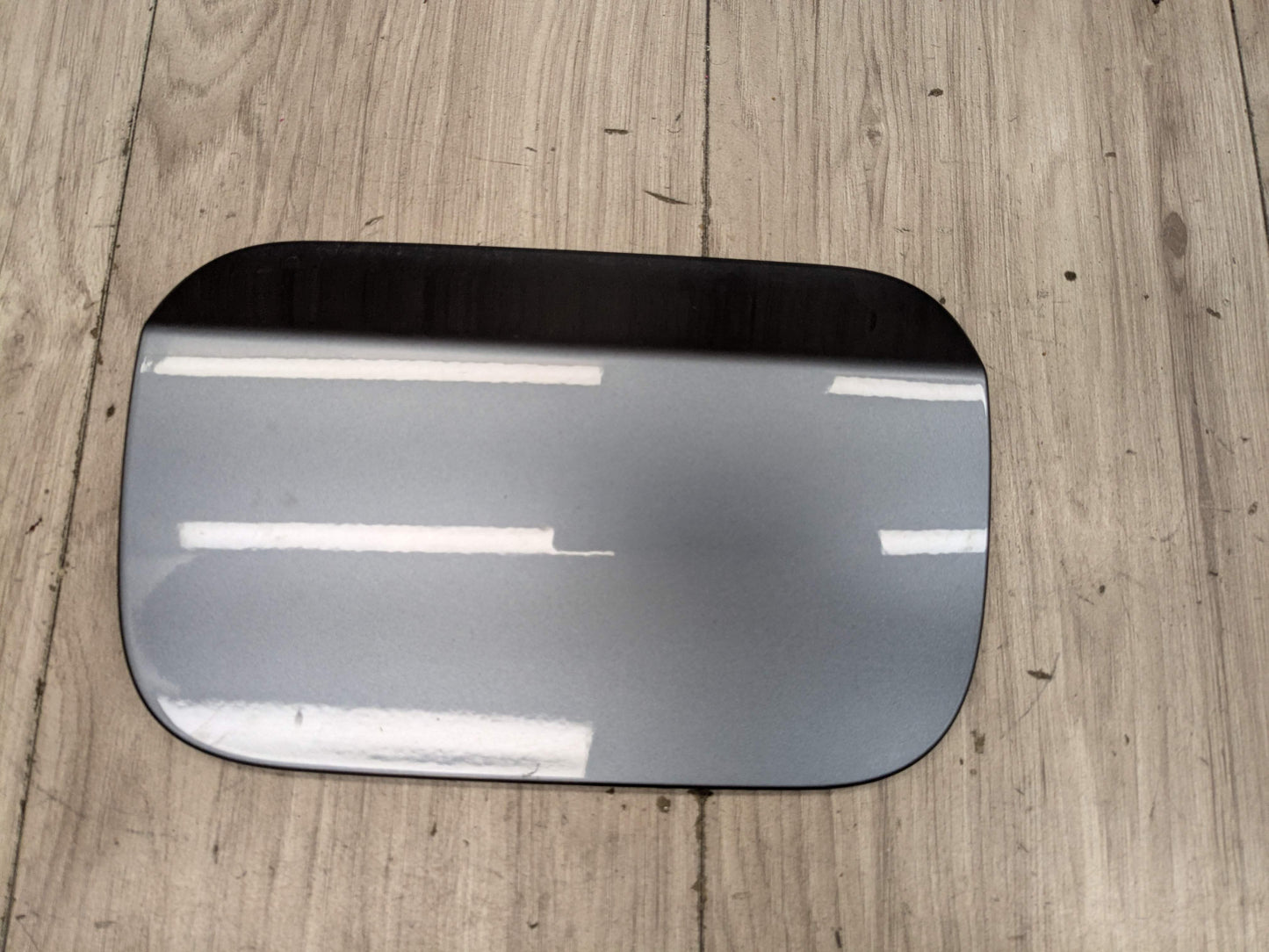 17-23 OEM BMW F90 G30 530 540 M550 M5 Fuel Gas Tank Flap Lid Cover