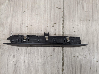 OEM BMW F90 M5 G30 530 540 M550 Front Left Driver Seat Memory Switch Button