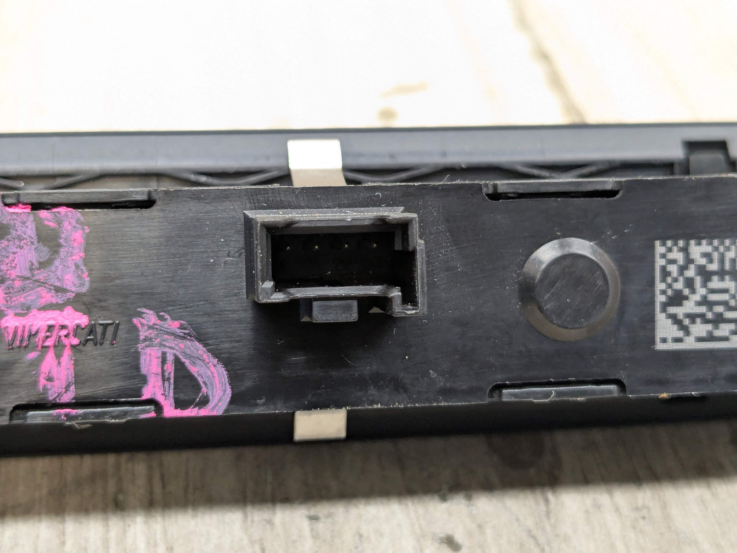 OEM BMW F90 M5 G30 530 540 M550 Front Left Driver Seat Memory Switch Button