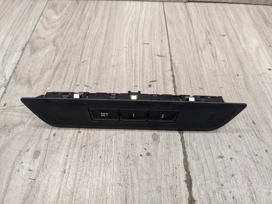 OEM BMW F90 M5 G30 530 540 M550 Front Left Driver Seat Memory Switch Button