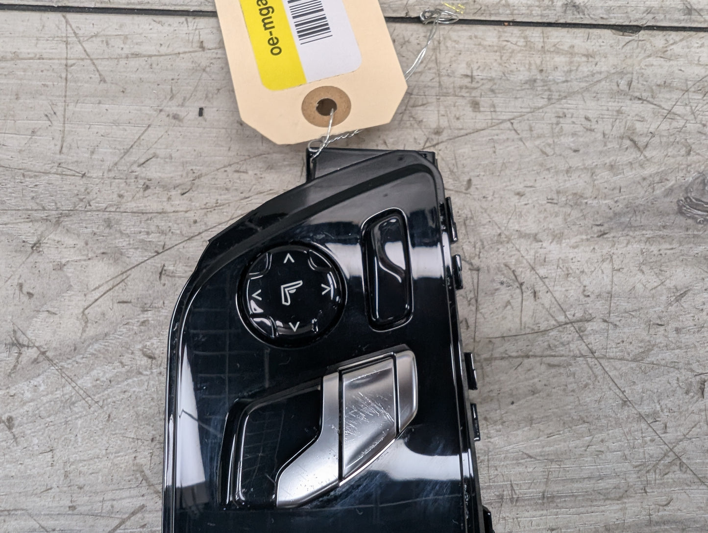 OEM BMW F90 G12 G30 G32 Front Right Passenger Seat Adjustment Control Switch*