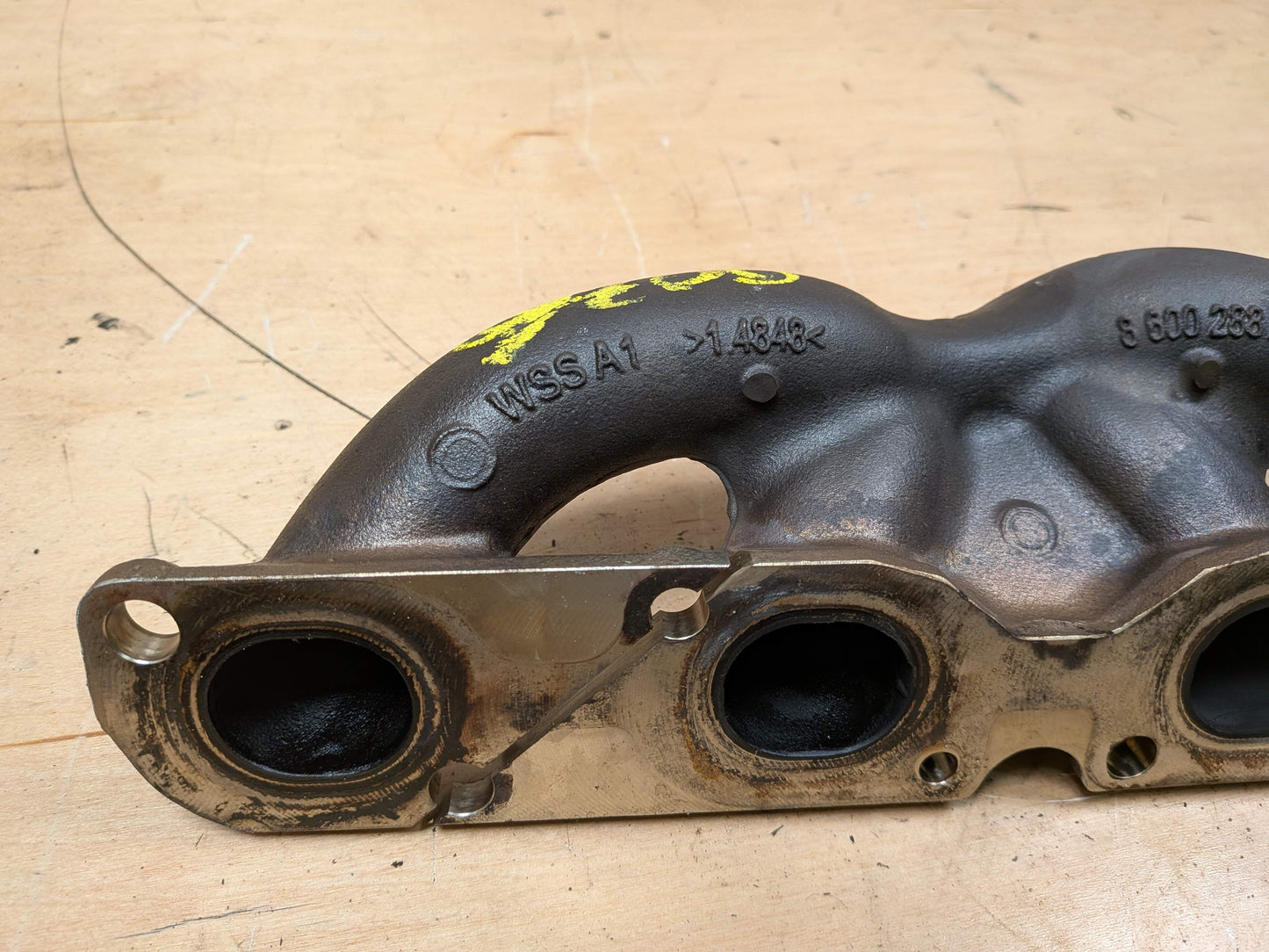 OEM BMW G11 G12 G30 Engine N63R V8 4.4L Twin Turbo Exhaust Manifold Headers SET