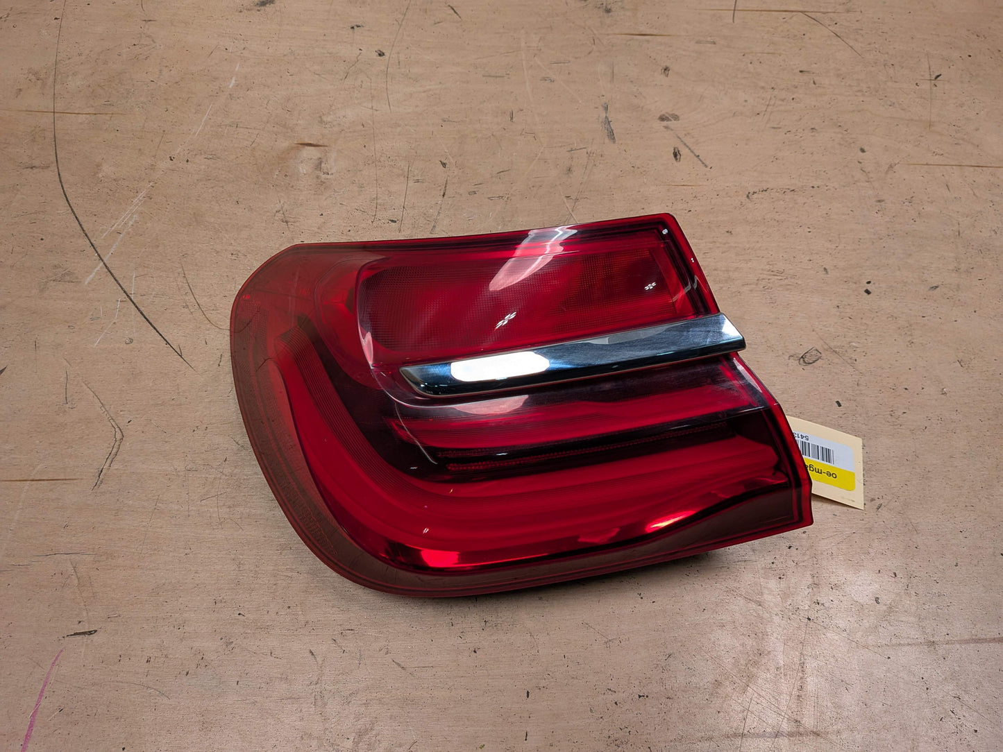 16-19 OEM BMW G11 G12 740 750 M760 B7 Rear Left Driver Outer LED Tail Light