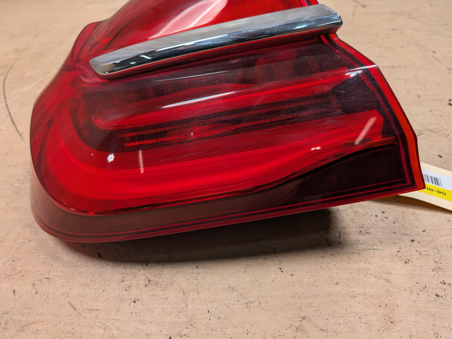16-19 OEM BMW G11 G12 740 750 M760 B7 Rear Left Driver Outer LED Tail Light