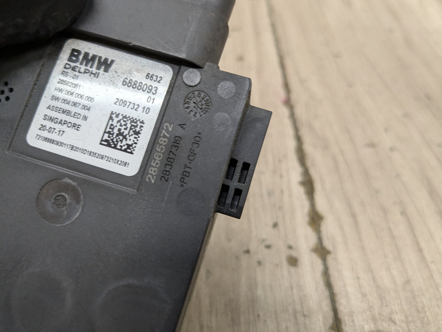 OEM BMW F90 G12 G30 740 750 530 540 M550 M5 Blind Spot Sensor Radar Module